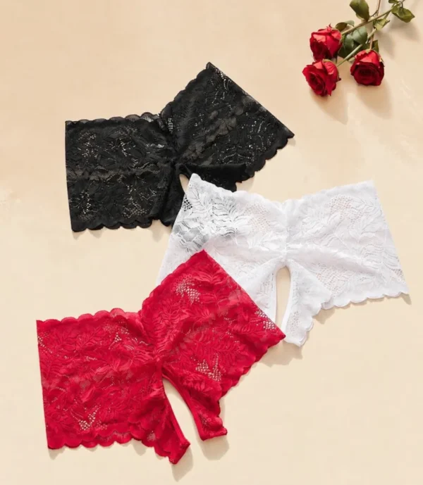 TIMA - crotchless Lace Booty shorts