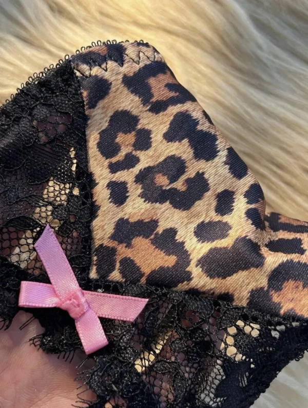 SIMA - Printed v-thong